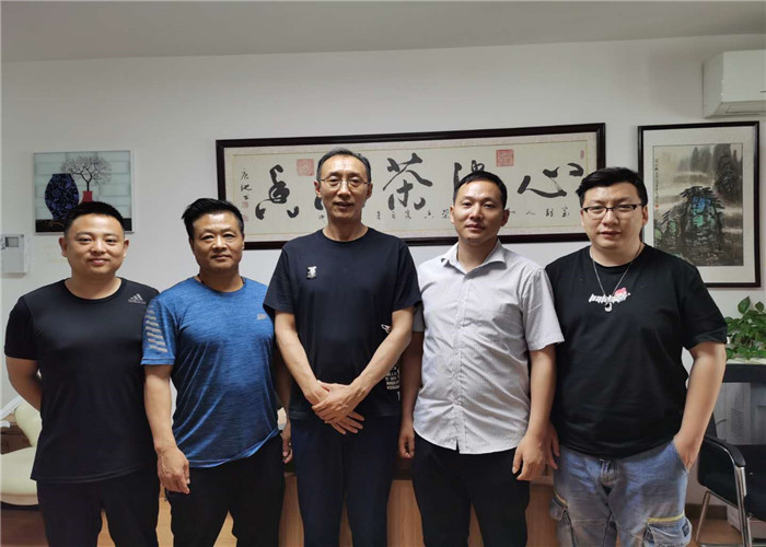 喜訊，保定瞻領.聚品惠商城與小泥人達成深入合作開啟微信電商新時代2.jpg