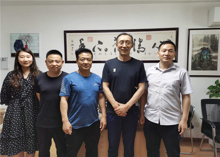喜訊，保定瞻領.聚品惠商城與小泥人達成深入合作開啟微信電商新時代1.jpg