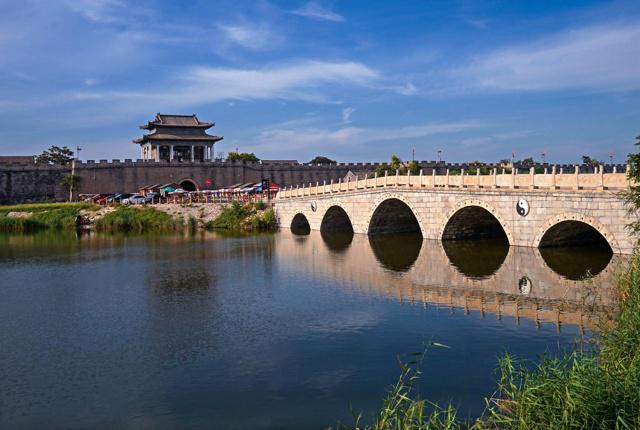 1599552340638289.jpeg 景區(qū)智慧旅游可以解決服務、管理和營銷3大方面的問題.jpeg