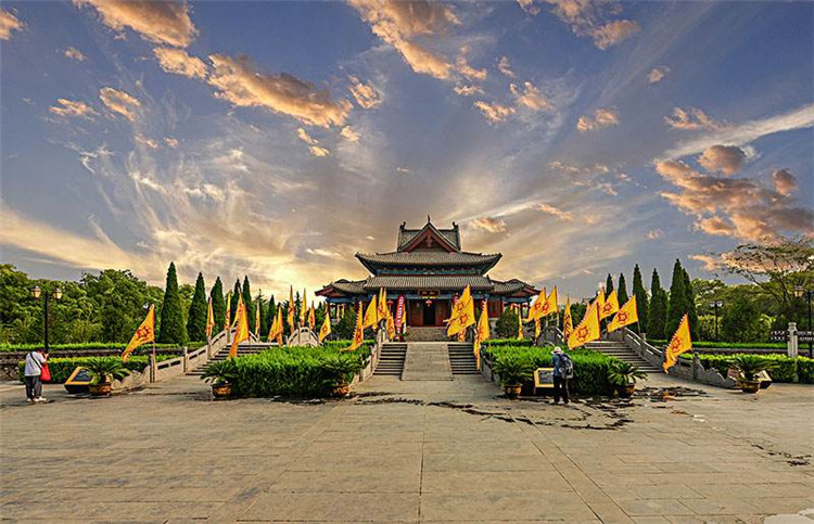 臨汾市洪洞大槐樹景區智能導覽系統上線了！包括：臨汾市洪洞大槐樹、語音講解、手繪地圖3.jpg