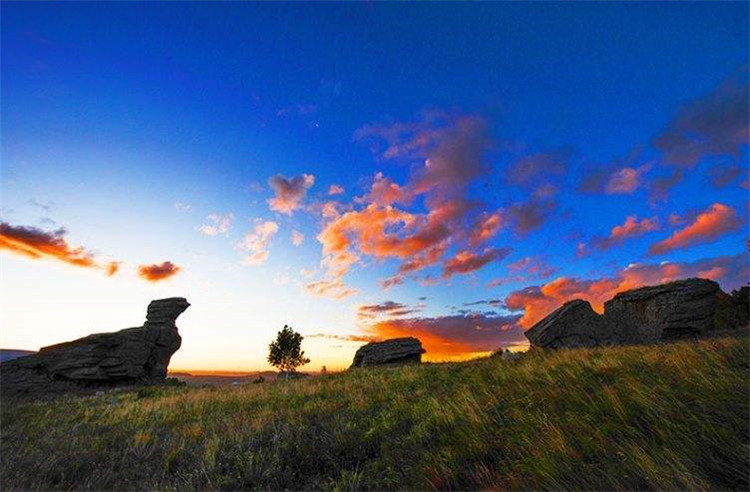 1603089955134557.jpg 赤峰市阿斯哈圖石陣旅游區智能導覽系統上線了!包括:游覽路線推薦、語音講解、手繪地圖3.jpg