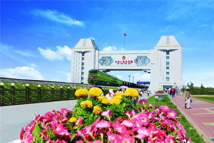 1603097519230823.jpg 滿洲里市中俄邊境旅游區(qū)智能導(dǎo)覽系統(tǒng)上線了!包括:游覽路線推薦、語(yǔ)音講解、手繪地圖2.jpg