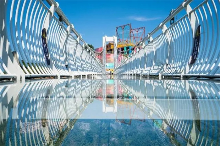 1603360591300763.jpg 溫嶺山海之韻玻璃景區發紅包啦!更多微信公眾號活動策劃看這里.jpg