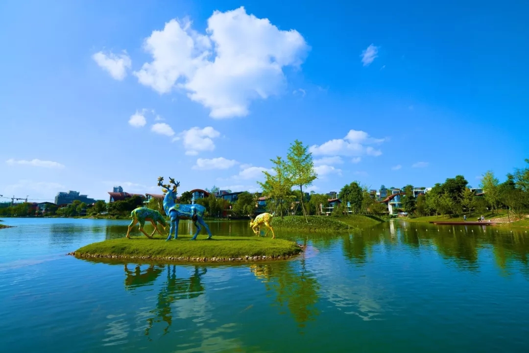 1613785523584399.jpg 四川成都“天府新區”首批4A景區麓湖水城手繪地圖、語音講解、電子導覽等智能導覽系統上線.jpg