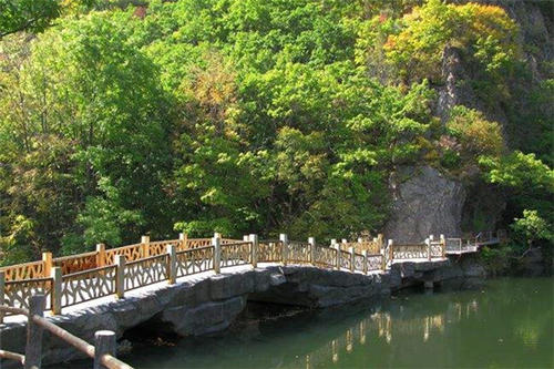 1629794265857896.jpg 2021年本溪關山湖的智能導覽上線,讓游玩更智慧.jpg