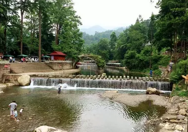 彭州小魚洞鎮(zhèn)智慧電子導(dǎo)覽上線，更多功能免費體驗.png