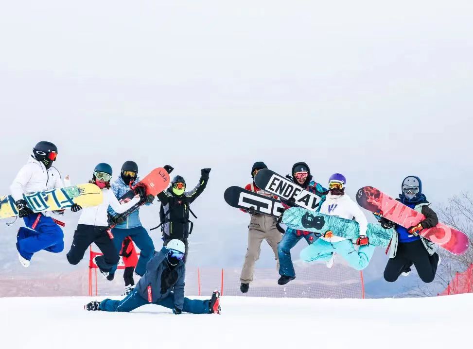 1666710936893271.jpg “三碼合一”票務(wù)系統(tǒng)助力北京滑雪場業(yè)績翻倍.jpg