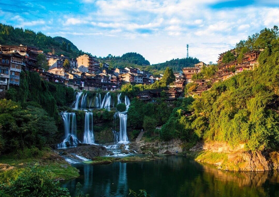 1684388607314718.png 湘西芙蓉鎮票務系統價格.png