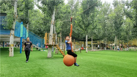 1686553756211962.jpg 智能游樂園票務(wù)系統(tǒng)為游客提供一站式服務(wù).jpg