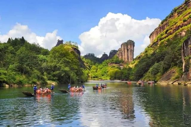 1691023427855812.jpeg 旅游景區(qū)使用電子票系統(tǒng)的好處.jpeg