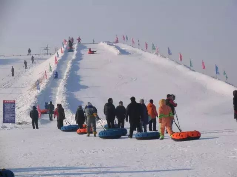 黑龍江牡丹江牡丹峰滑雪場園中園系統多少錢.png