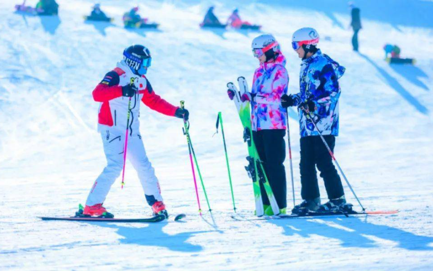 1697185775683568.jpg 山東青島蓮花山滑雪場綜合管理系統(tǒng)功能.jpg