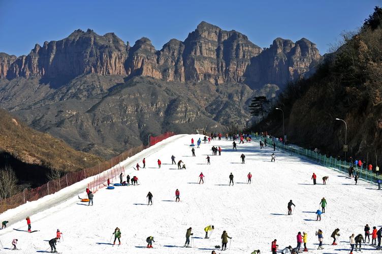 1697783273343747.jpeg 河北邯鄲市井陘清涼山滑雪場(chǎng)渠道分銷系統(tǒng)多少錢.jpeg