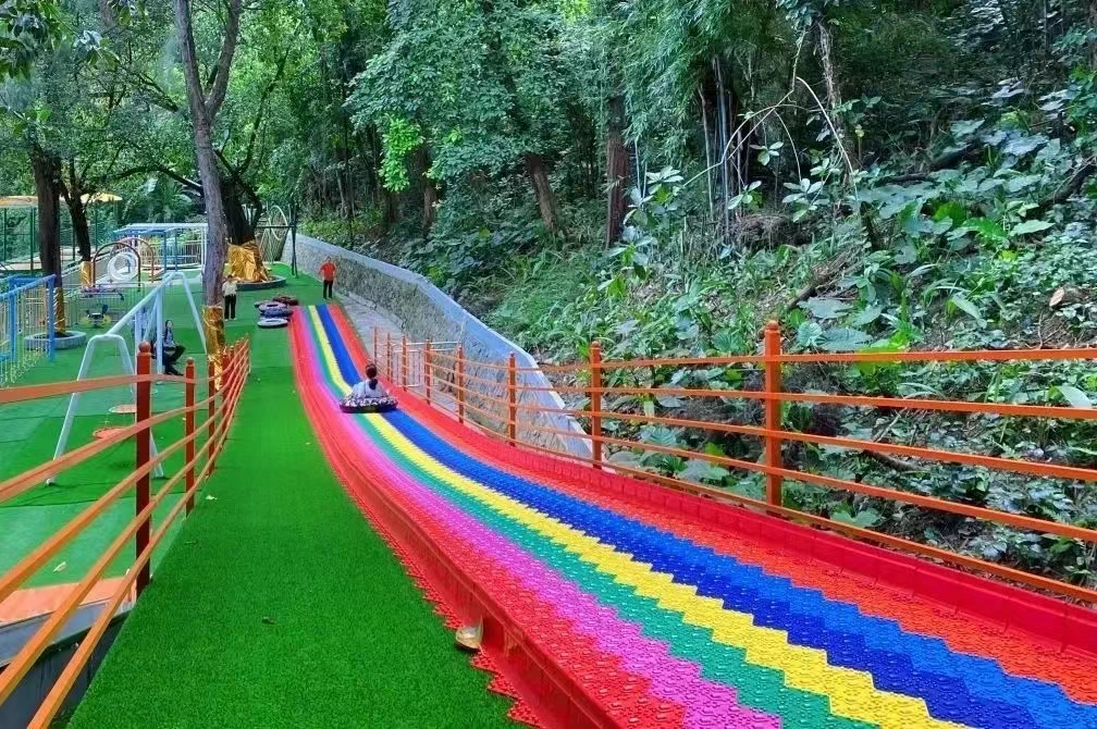 越秀公園兒童無動力樂園電子年卡系統(tǒng).jpg