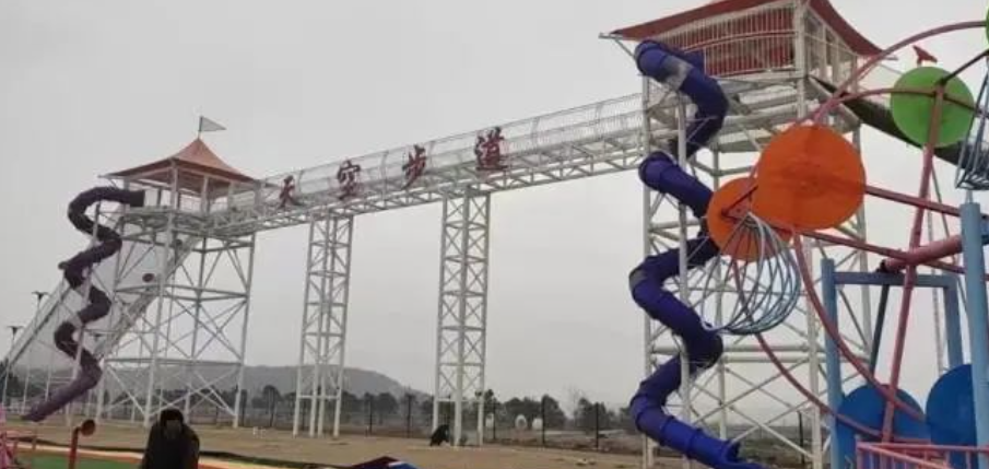 江蘇淮安天鵝湖網(wǎng)紅運(yùn)動(dòng)主題樂園智能票務(wù)系統(tǒng)伴隨多種硬件設(shè)備.png