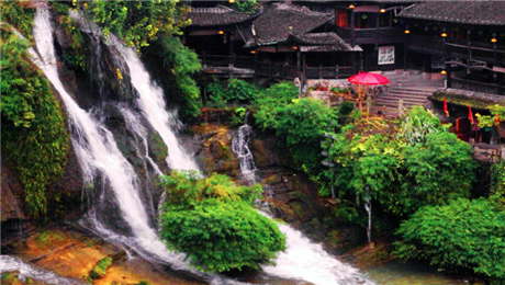 景區(qū)票務系統(tǒng)數(shù)據(jù)驅動管理策略.png