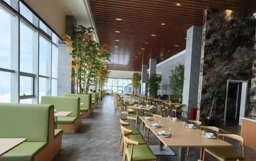 1731666002297217.png 新疆可可托海滑雪場教練預約系統價格.png