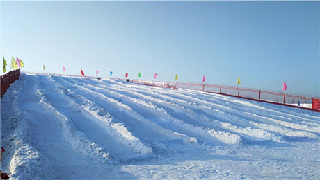 小泥人戲雪樂園票務(wù)系統(tǒng)價格.jpg 小泥人戲雪樂園票務(wù)系統(tǒng)價格.jpg