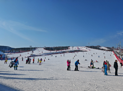 1763714094332610.png 河北唐山研山滑雪場票務系統開發公司1.png